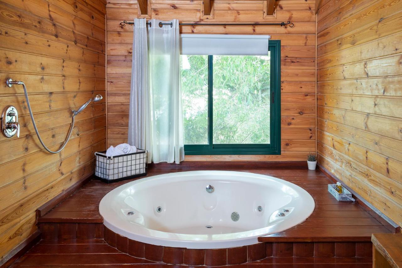 Nof Kineret Suites Ramot Bagian luar foto